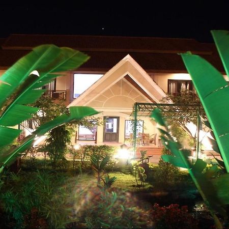 Daosavanh Resort & Spa Hotel Savannakhet Eksteriør billede
