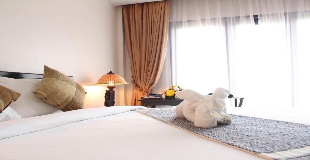 Daosavanh Resort & Spa Hotel Savannakhet Eksteriør billede